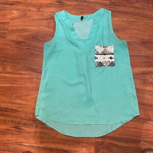 Beautiful very comfortable shirt